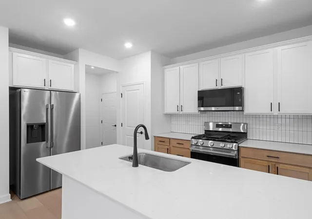 Photo 2 of Single family home for sale at 18364 Gladhurst Ln, Lakeville, MN 55044 | MLS# 7098003 | Listing updated on 2026-09-21