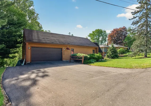 Homes for sale in Shoreview, MN | 4900 Larson Rd, Shoreview, MN 55126 | MLS# 7098031