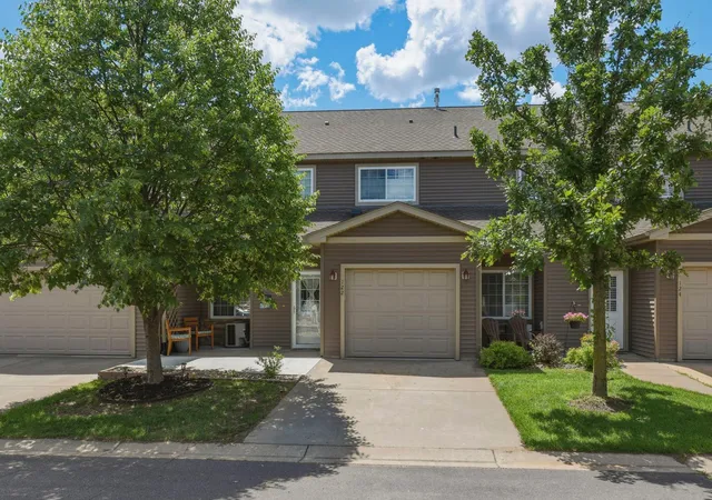 Homes for sale in River Falls, WI | 122 Taylor Ave, River Falls, WI 54022 | MLS# 7098041