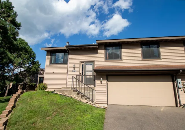 Homes for sale in Apple Valley, MN | 14742 Embry Path, Apple Valley, MN 55124 | MLS# 7098050