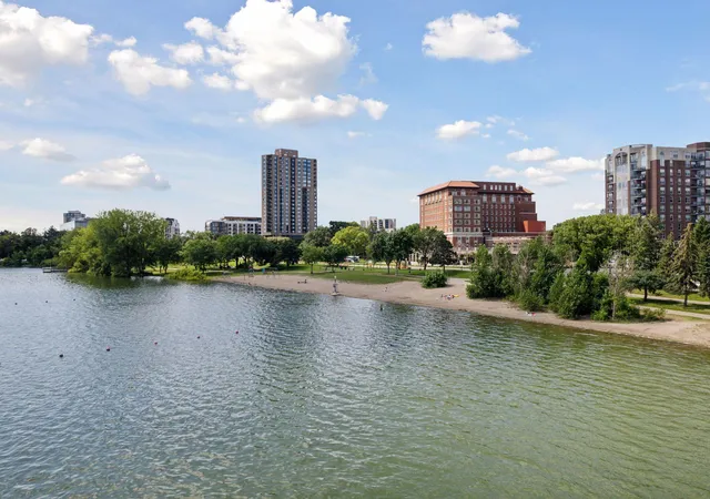 Photo 36 of Sale Pending at 2950 Dean Pkwy #1902, Minneapolis, MN 55416 | MLS# 7098114 | Listing updated on 2026-09-04