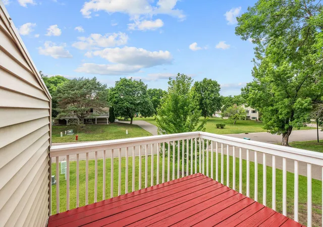 20th image of 4656 Ridge Cliff Dr, Eagan, MN 55122 | MLS# 7098127