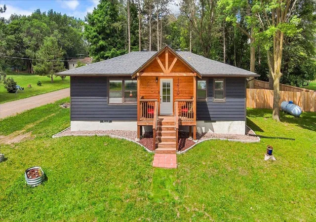 1st image of 1410 464th St, Stanchfield, MN 55080 | MLS# 7098137