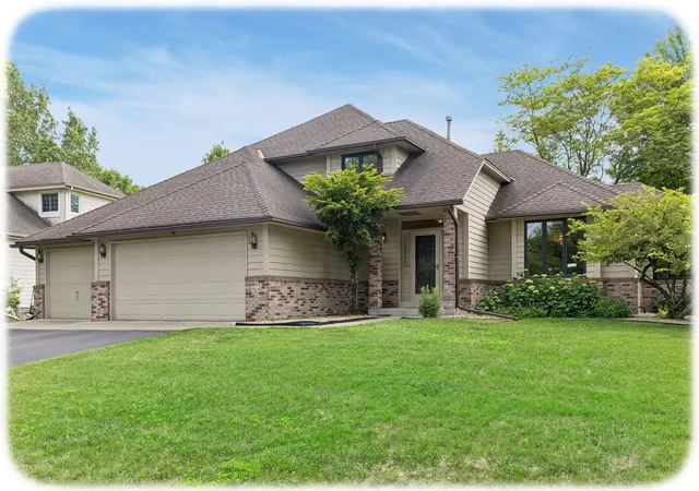 1st image of 8641 Terraceview Ln N, Maple Grove, MN 55311 | MLS# 7098144