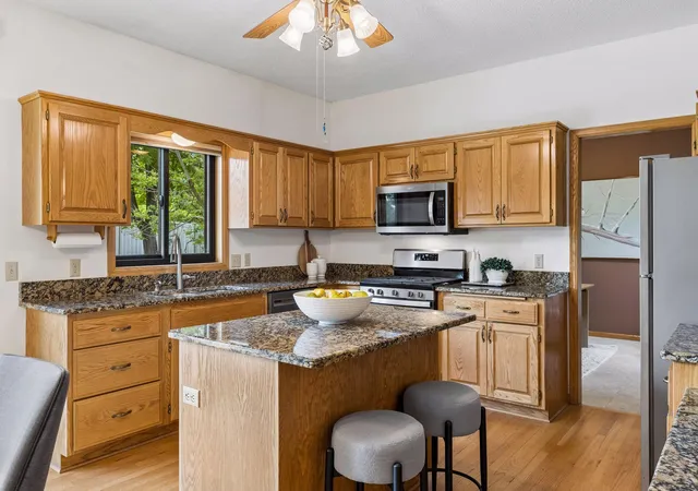 5th image of 8641 Terraceview Ln N, Maple Grove, MN 55311 | MLS# 7098144