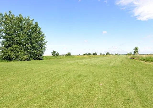 Homes for sale in Hawley, MN | 18000 Us 10 Hwy, Hawley, MN 56549 | MLS# 7098152