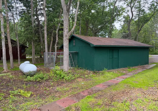 Homes for sale in Warroad, MN | 210 Oak Rd, Warroad, MN 56763 | MLS# 7098164