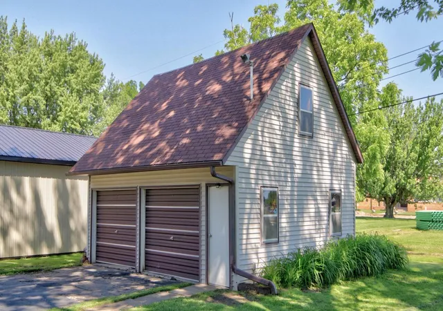 Homes for sale in Thorp, WI | 415 E Stanley St, Thorp, WI 54771 | MLS# 7098213
