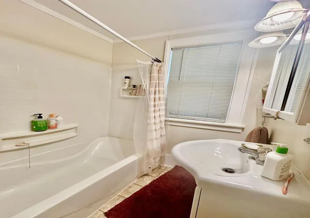 40th image of 157 Lexington Pkwy S, Saint Paul, MN 55105 | MLS# 7098240