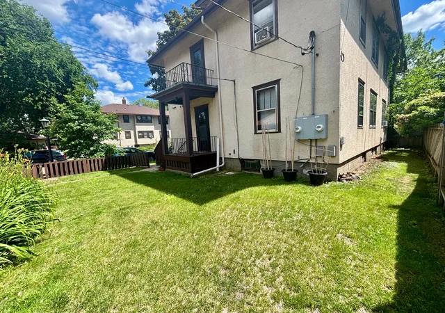 4th image of 157 Lexington Pkwy S, Saint Paul, MN 55105 | MLS# 7098240