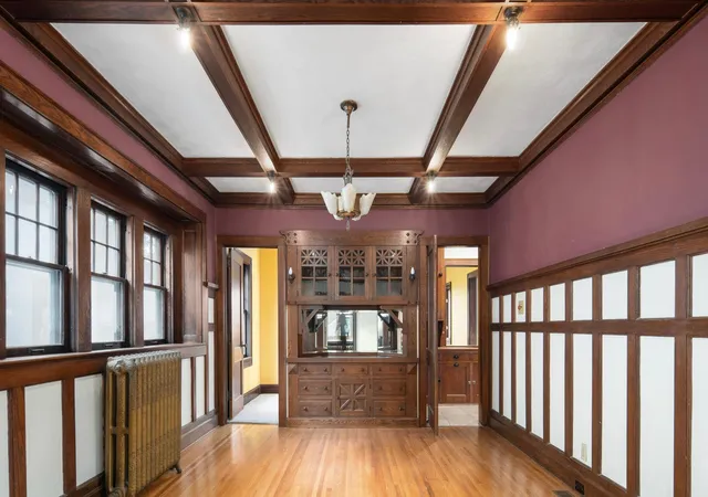 Photo 4 of Single family home for sale at 1425 Como Ave, Saint Paul, MN 55108 | MLS# 7098271 | Listing updated on 2026-09-19