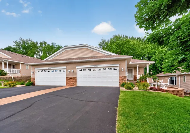 Photo 3 of Sale Pending at 5026 Grenadier Ave N, Saint Paul, MN 55128 | MLS# 7098332 | Listing updated on 2026-08-23