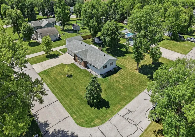 Homes for sale in Ulen, MN | 301 Mckinley Ave W, Ulen, MN 56585 | MLS# 7098338