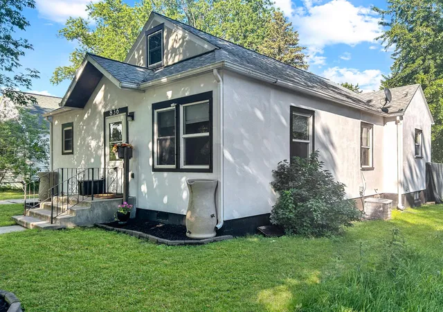 1st image of 836 3rd St Sw, Wadena, MN 56482 | MLS# 7098365