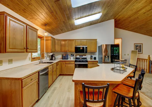 4th image of 6155 Bittersweet Ln, Nisswa, MN 56468 | MLS# 7098385