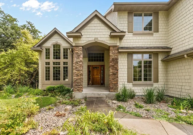 2nd image of 3582 Birchpond Rd, Saint Paul, MN 55122 | MLS# 7098395