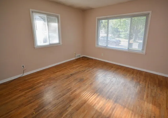 5th image of 1013 9Th St Ne, Rochester, MN 55906 | MLS# 7098404