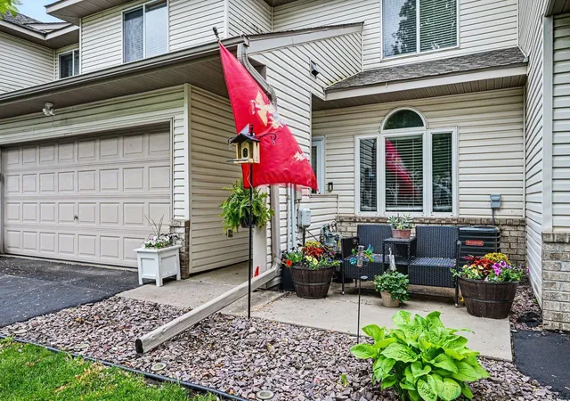 Homes for sale in Chaska, MN | 1106 Crystal Pl W, Chaska, MN 55318 | MLS# 7098462