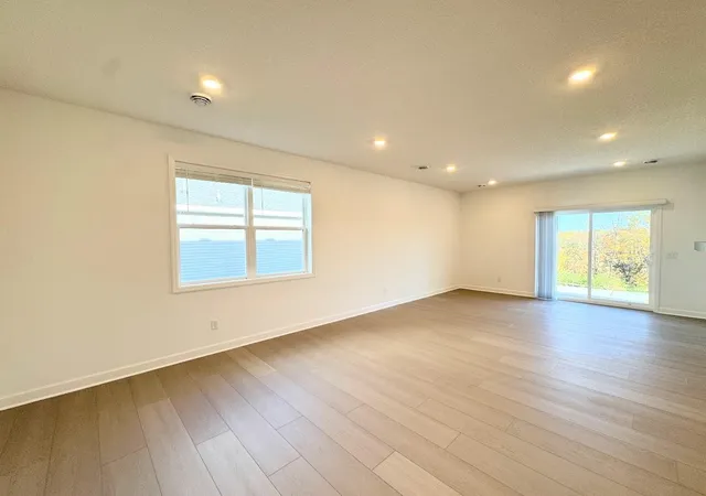 Photo 4 of Single family home for sale at 741 Vista Ct, Hanover, MN 55341 | MLS# 7098478 | Listing updated on 2026-10-08