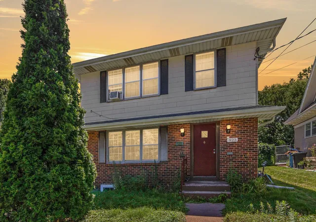 Photo 1 of Multi family home for sale at 921 Weeks Ave Se, Minneapolis, MN 55414 | MLS# 7098486 | Listing updated on 2026-08-19