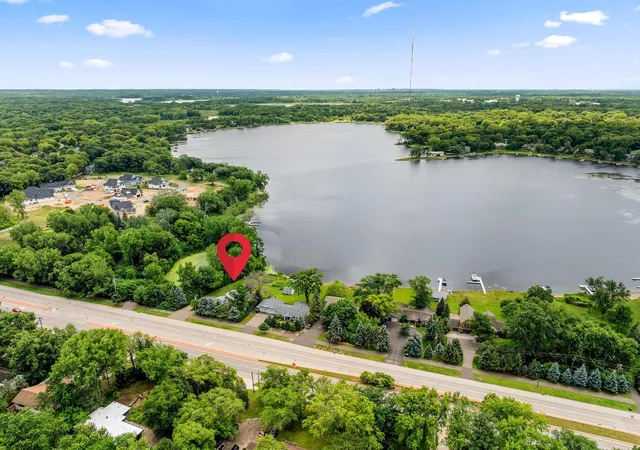 Photo 2 of Sale Pending at 640 Highway 96 W, Saint Paul, MN 55126 | MLS# 7098489 | Listing updated on 2026-10-20