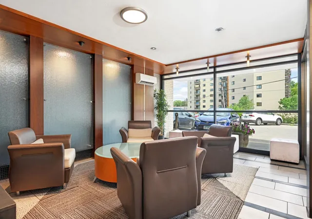 Homes for sale in Minneapolis, MN | 3150 Excelsior Blvd #204, Minneapolis, MN 55416 | MLS# 7098514