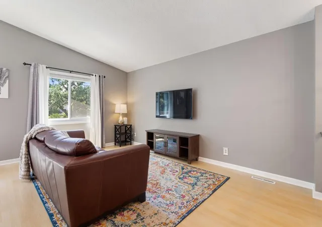 Homes for sale in Shoreview, MN | 1053 Bridge St, Shoreview, MN 55126 | MLS# 7098523
