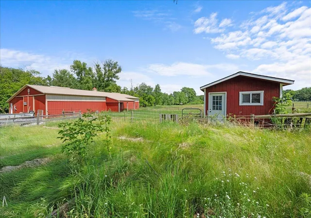 44th image of 1041 River Dr, River Falls, WI 54022 | MLS# 7098537