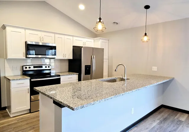 Photo 3 of Single family home for sale at 1119 8th Avenue SE, Waseca, MN 56093 | MLS# 7098547 | Listing updated on 2026-09-02