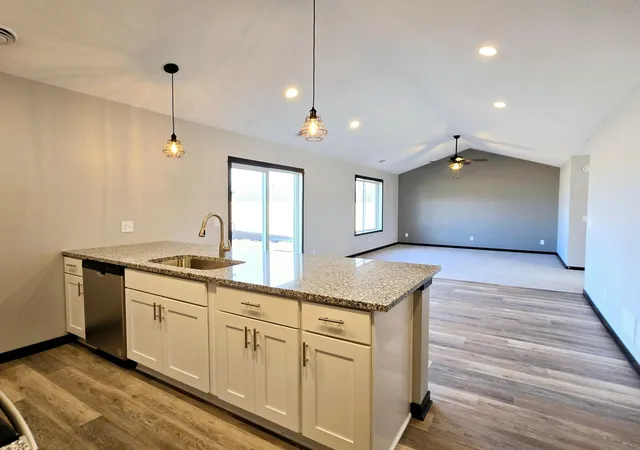 Homes for sale in Waseca, MN | 1119 8Th Ave Se, Waseca, MN 56093 | MLS# 7098547