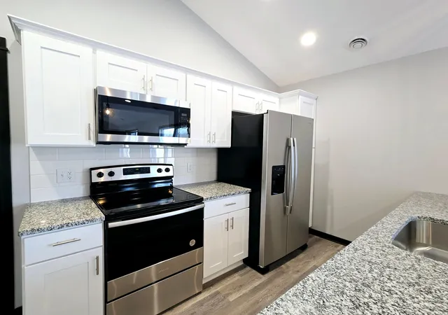 Photo 4 of Single family home for sale at 1119 8th Avenue SE, Waseca, MN 56093 | MLS# 7098547 | Listing updated on 2026-09-02