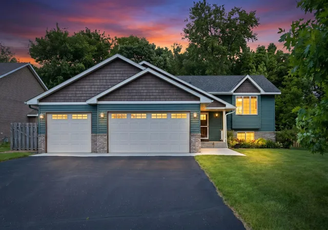 Homes for sale in Watertown, MN | 322 Lilium Cir, Watertown, MN 55388 | MLS# 7098558