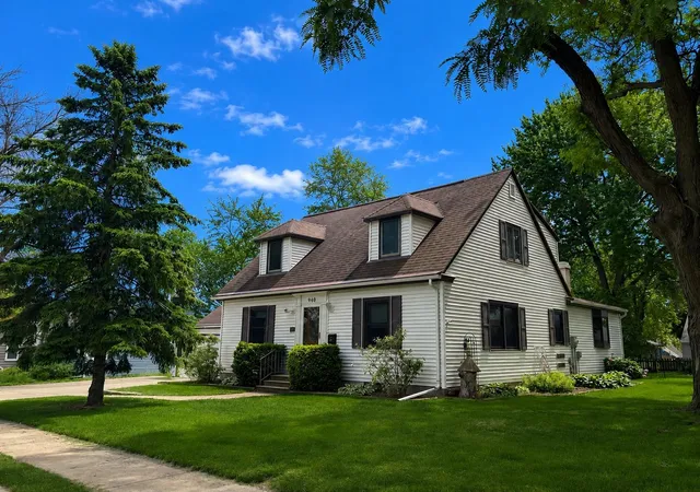 2nd image of 940 Victoria St, Fairmont, MN 56031 | MLS# 7098573
