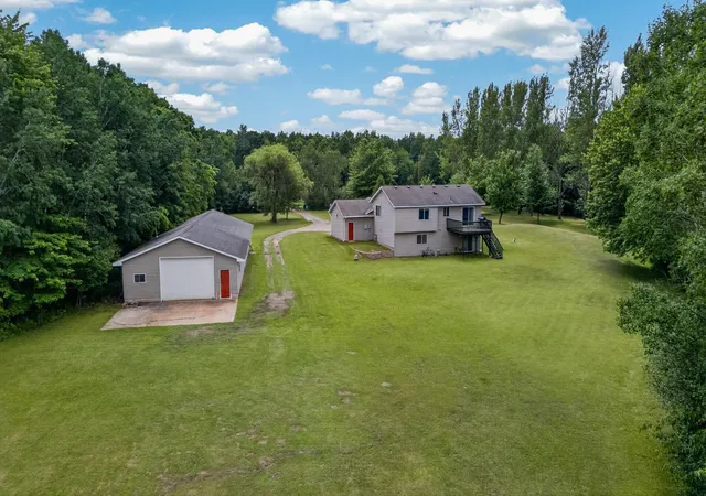 Homes for sale in North Branch, MN | 8688 380Th St, North Branch, MN 55056 | MLS# 7098577