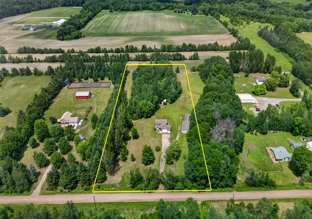 Photo 3 of Single family home for sale at 8688 380th Street, North Branch, MN 55056 | MLS# 7098577 | Listing updated on 2026-08-31