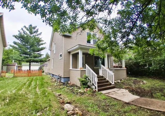 2nd image of 48 Mckinley Pl N, Saint Cloud, MN 56303 | MLS# 7098586