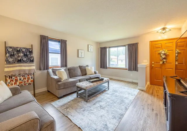 4th image of 20 Lenox St, Winona, MN 55987 | MLS# 7098601