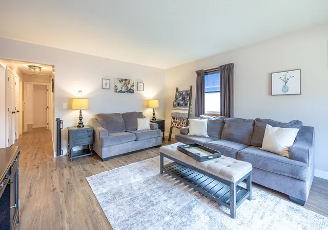 5th image of 20 Lenox St, Winona, MN 55987 | MLS# 7098601