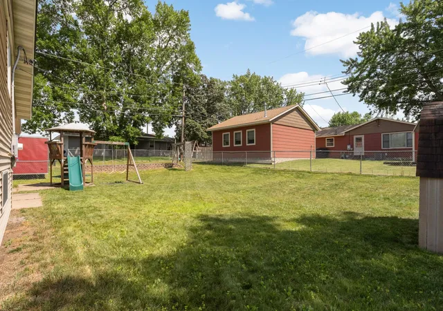 Homes for sale in Hastings, MN | 1307 17Th St W, Hastings, MN 55033 | MLS# 7098619
