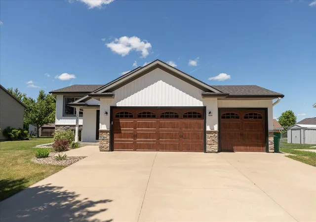 Homes for sale in Kasson, MN | 1307 3rd St Nw, Kasson, MN 55944 | MLS# 7098631