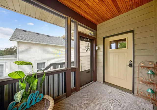 image of 519 N Lakeshore Dr, Lake City, MN 55041 | MLS# 7098642