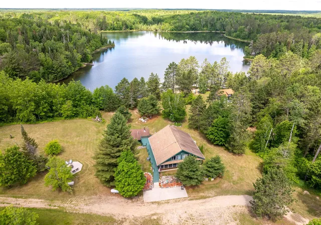 2nd image of 21106 Horsehead Lake Trl, Bigfork, MN 56628 | MLS# 7098648