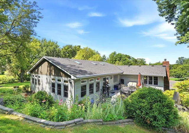 image of 2432 73rd Ct E, Inver Grove Heights, MN 55076 | MLS# 7098665