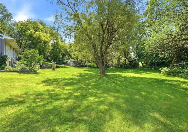 image of 2432 73rd Ct E, Inver Grove Heights, MN 55076 | MLS# 7098665