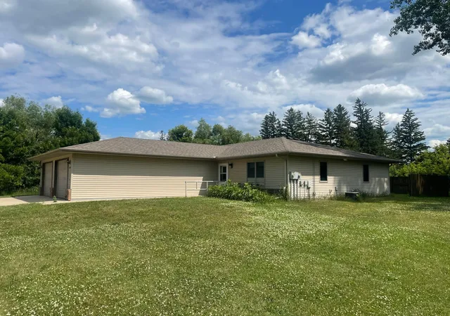 Homes for sale in Albert Lea, MN | 1012 1018 Wealthy St, Albert Lea, MN 56007 | MLS# 7098680