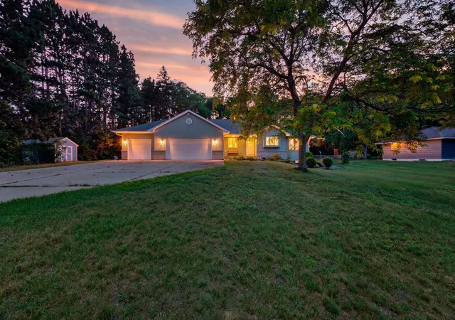 1st image of 12949 Fremont Ave, Zimmerman, MN 55398 | MLS# 7098684