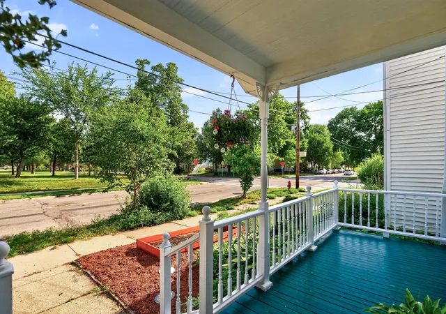 Photo 2 of Sale Pending at 2819 E 25th Street, Minneapolis, MN 55406 | MLS# 7098741 | Listing updated on 2026-08-27