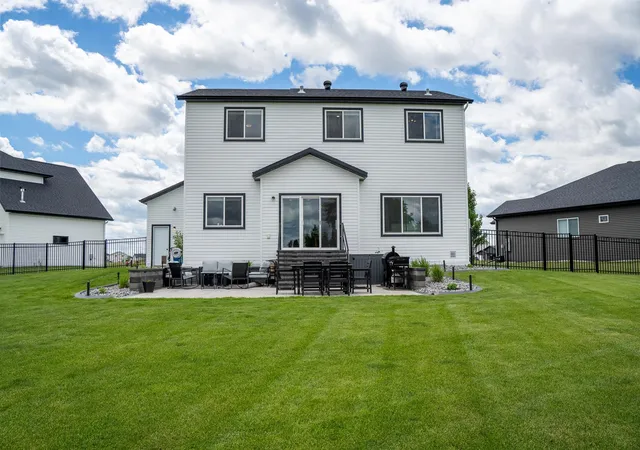 4th image of 4744 Hampton Loop S, Moorhead, MN 56560 | MLS# 7098751
