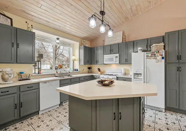 5th image of 13761 Dorothy Dr, Rogers, MN 55374 | MLS# 7098754