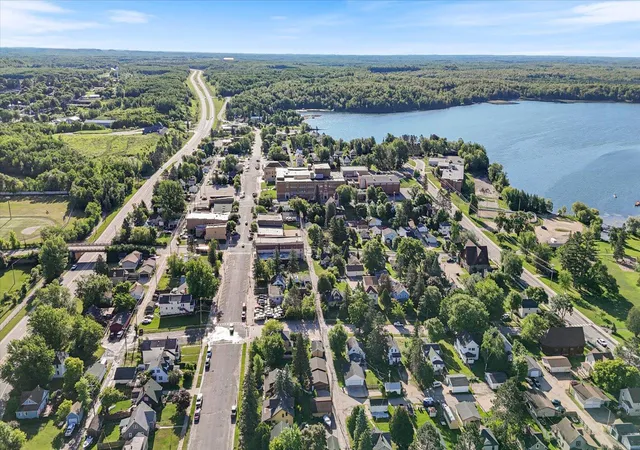Homes for sale in Coleraine, MN | 202 Olcott Ave, Coleraine, MN 55722 | MLS# 7098768